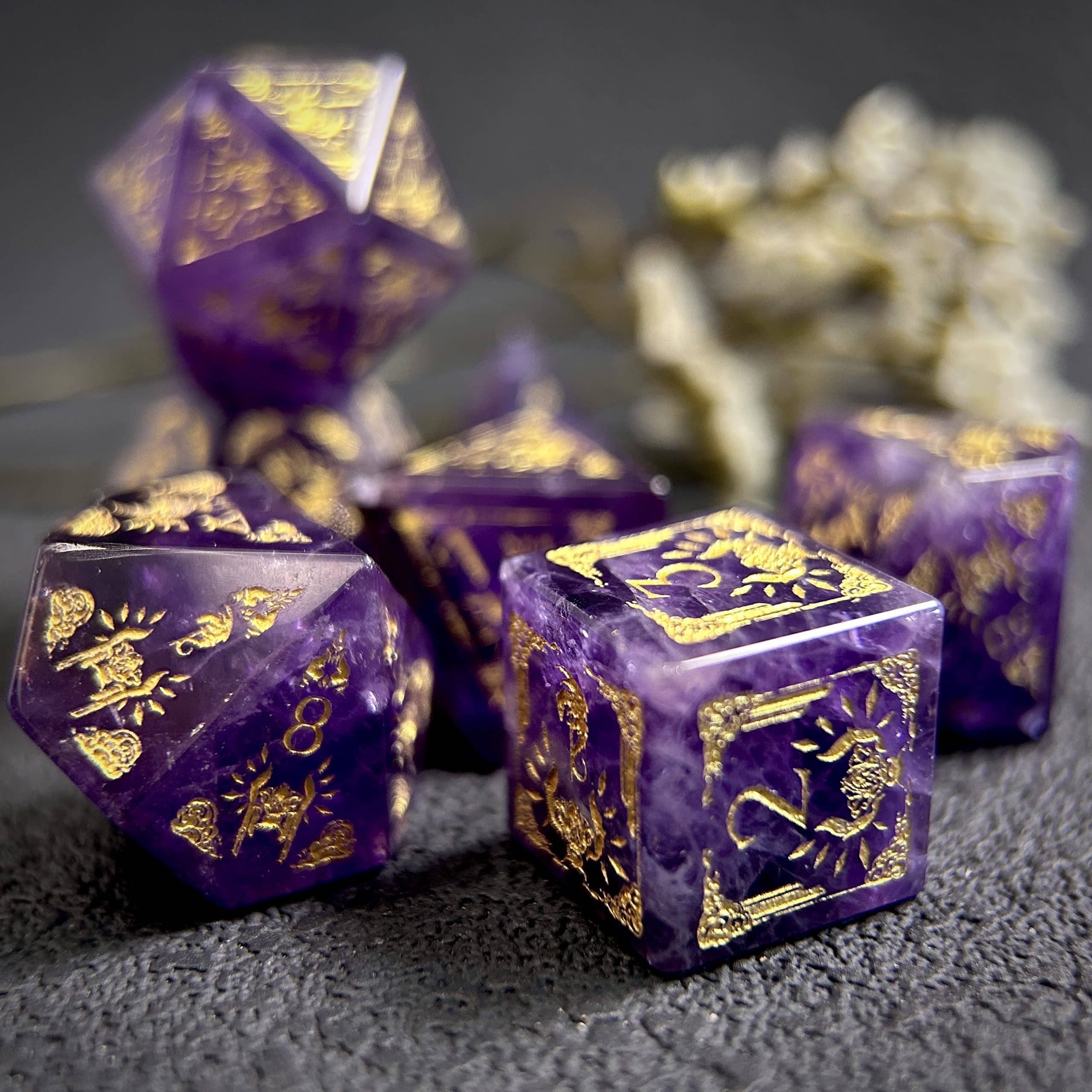 微信图片_20251023225910 Amethyst gemstone Dice Set, Cloudward: Dragon’s Throne & Edge, 7 Pieces - Image 1
